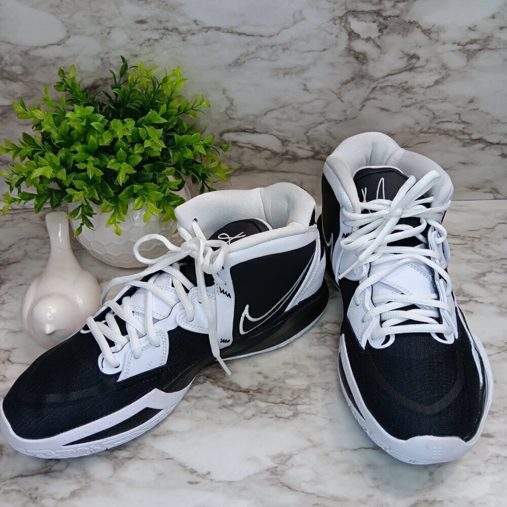 New Nike Kyrie Infinity TB Black White Size 9.5 Men Basketball Shoes Sneakers
